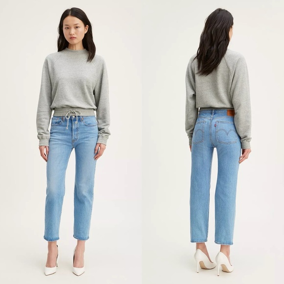 Levi’s | Wedgie Straight Jeans in Jive Indigo Light Wash 26 - Picture 1 of 10